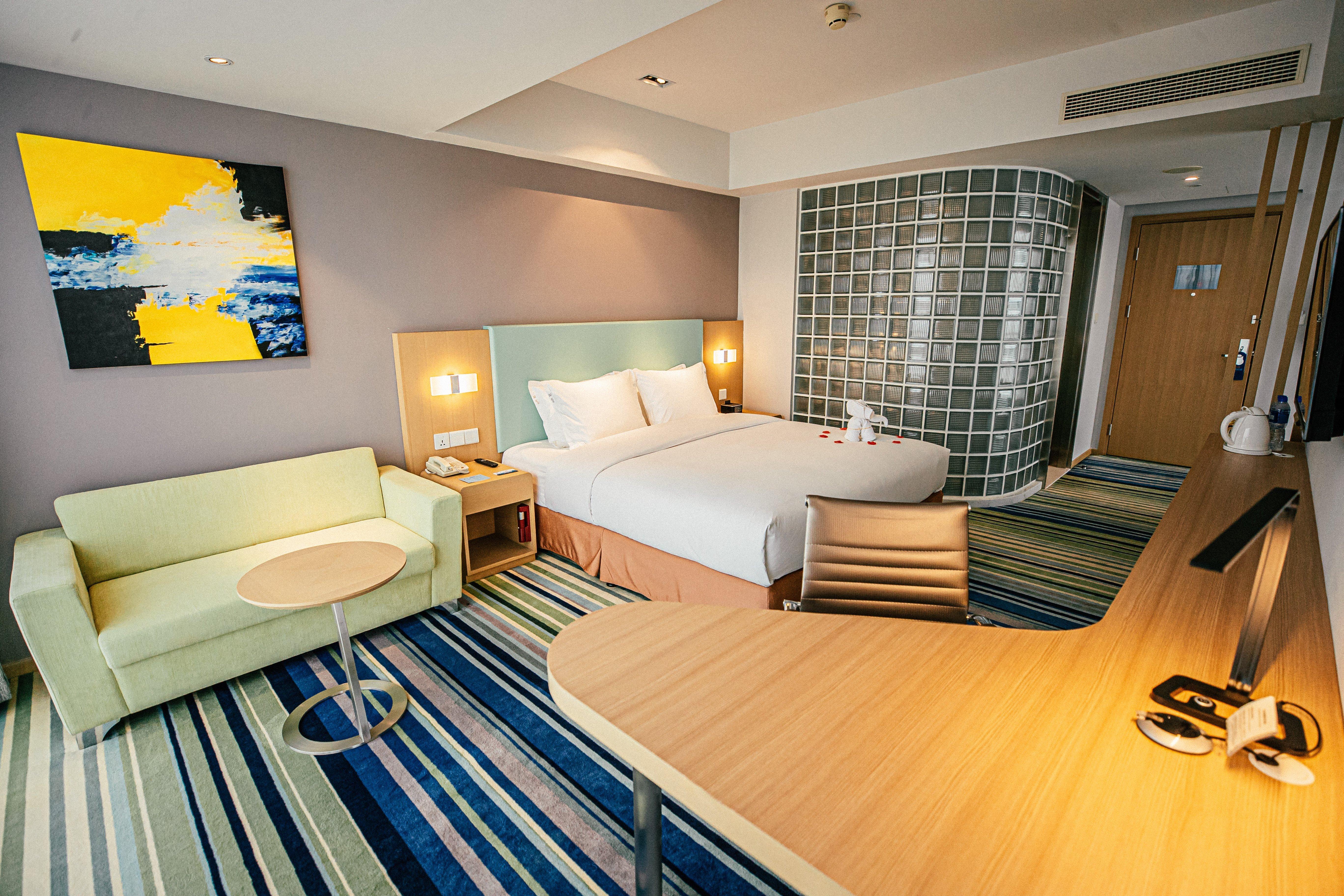 Holiday Inn Express Yingkou Onelong Plaza By Ihg Gaizhou Exterior photo